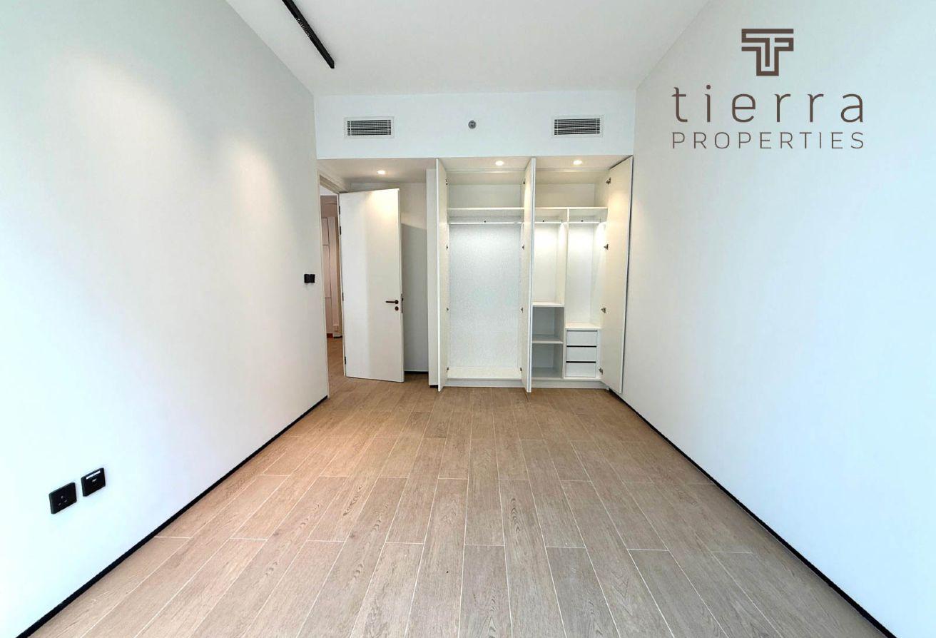 1BR Apartment | Huge Balcony | City View photo 7