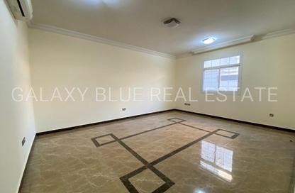Apartment - 2 Bedrooms - 3 Bathrooms for rent in Shakhbout City - Abu Dhabi