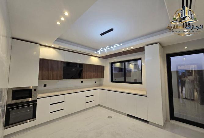 116371904 - Property Image 3
