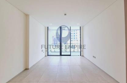 Apartment - 1 - 2 for rent in Binghatti Pinnacle - Dubai Healthcare City 2 - Al Jaddaf - Dubai