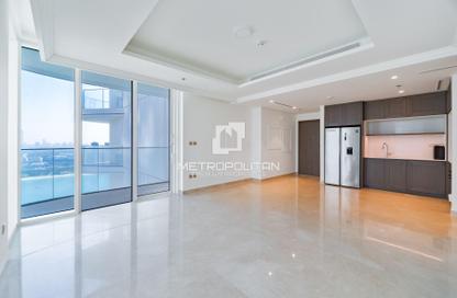 Apartment - 2 Bedrooms - 2 Bathrooms for rent in Palace Beach Residence Tower 2 - Palace Beach Residence - Emaar Beachfront - Dubai Harbour - Dubai