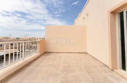 Villa - 2 Bedrooms - 3 Bathrooms for rent in Arabian Style - Al Reef Villas - Al Reef - Abu Dhabi