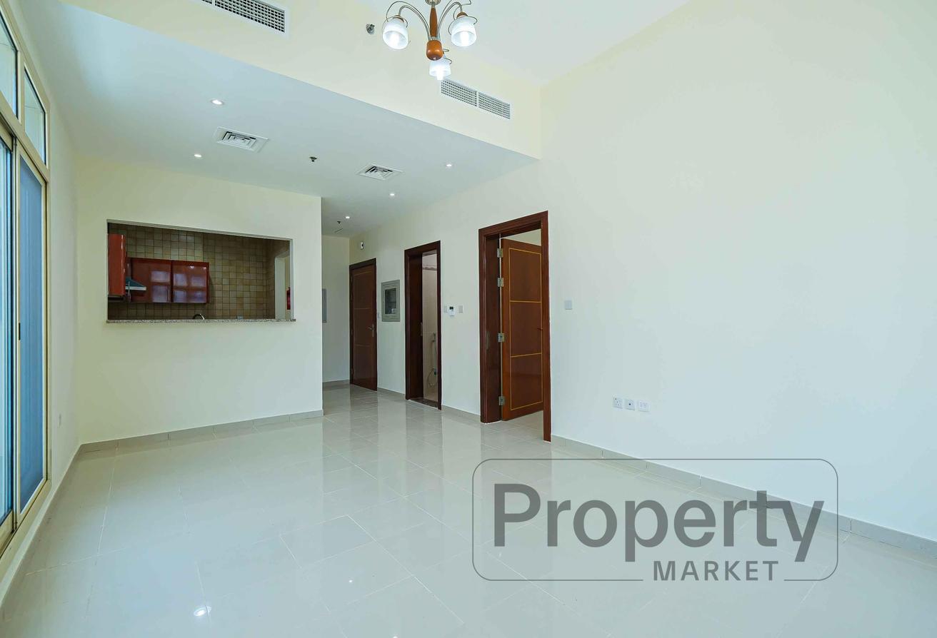 12 Payments Option | Well- Maintained | Spacious photo 5