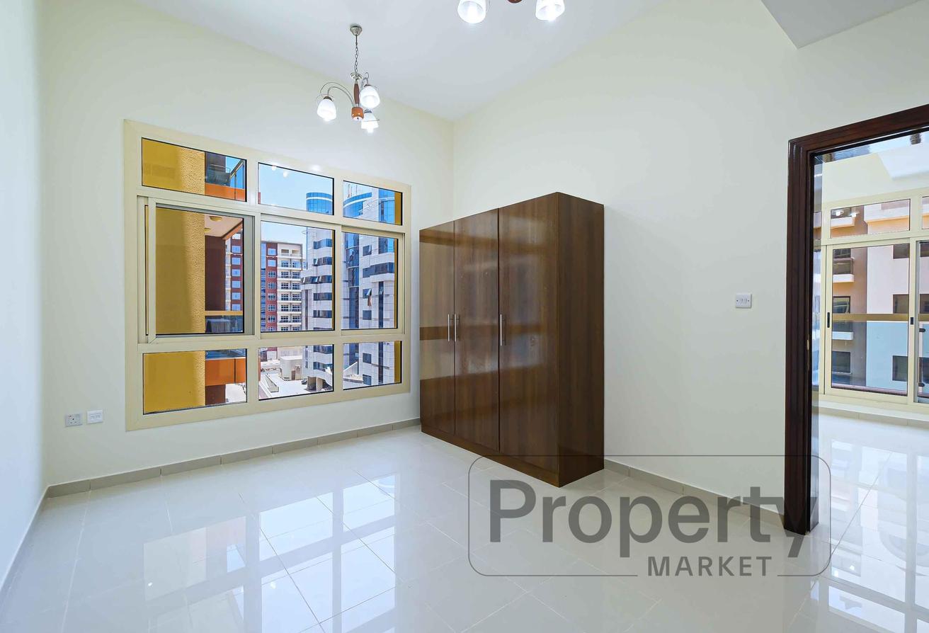 12 Payments Option | Well- Maintained | Spacious photo 9