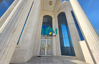 فيلا - 5 غرف نوم - 6 حمامات للايجار في مدينة الرياض - أبوظبي