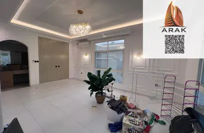 فيلا - 5 غرف نوم - 5 حمامات للبيع في 2 المويهات - المويهات - عجمان