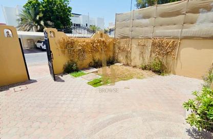 Villa - 3 Bedrooms - 3 Bathrooms for rent in Umm Suqeim 1 Villas - Umm Suqeim 1 - Umm Suqeim - Dubai