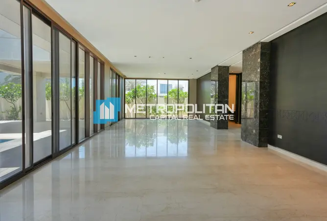 156002777 - Property Image 2