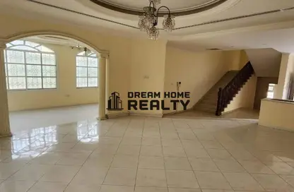 فيلا - 4 غرف نوم - 4 حمامات للايجار في شرقان - الحيرة - الشارقة