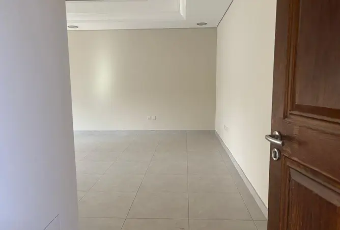 105544618 - Property Image 2