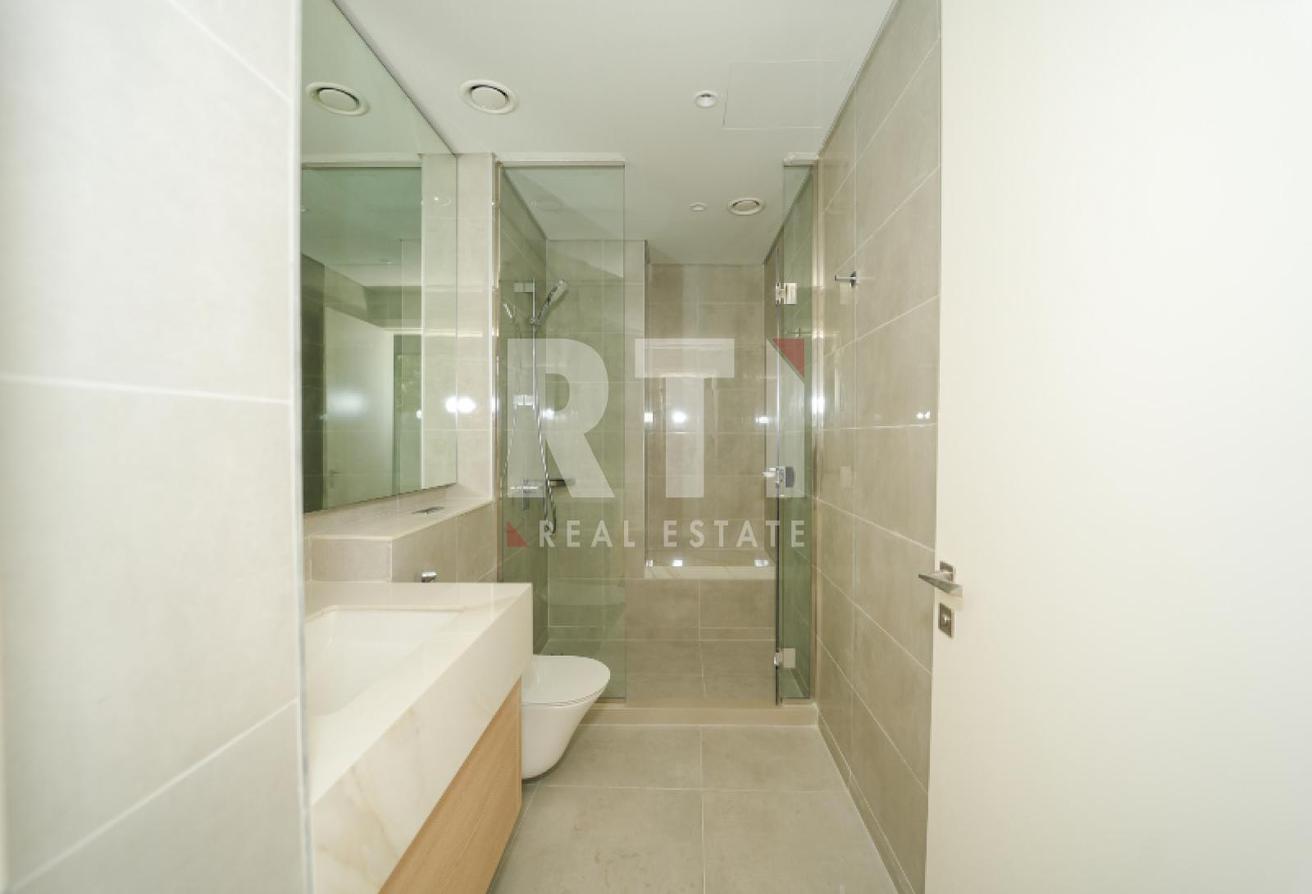 Corner Unit | Close to Pool and Park |Brand New photo 14