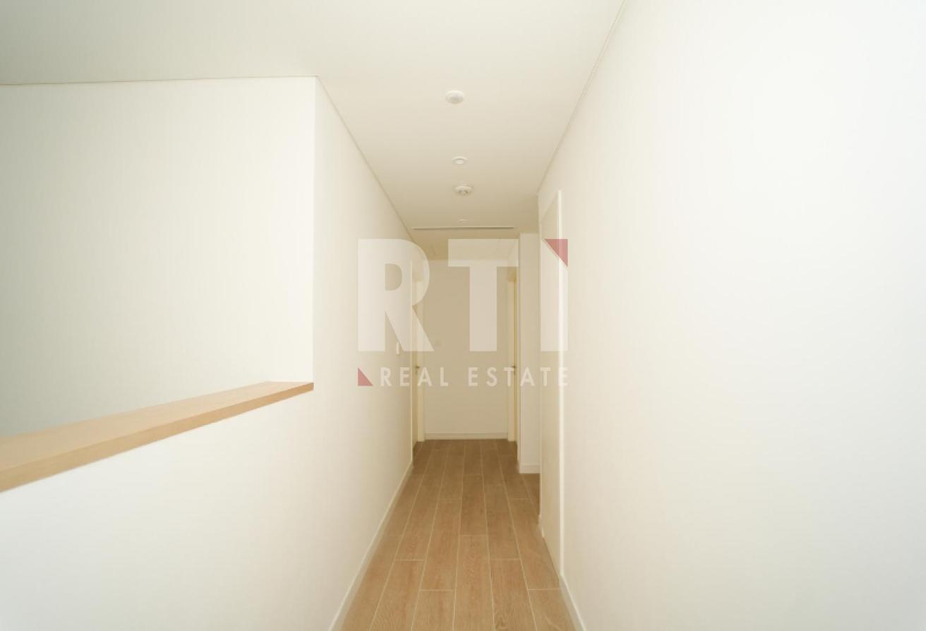 Corner Unit | Close to Pool and Park |Brand New photo 20