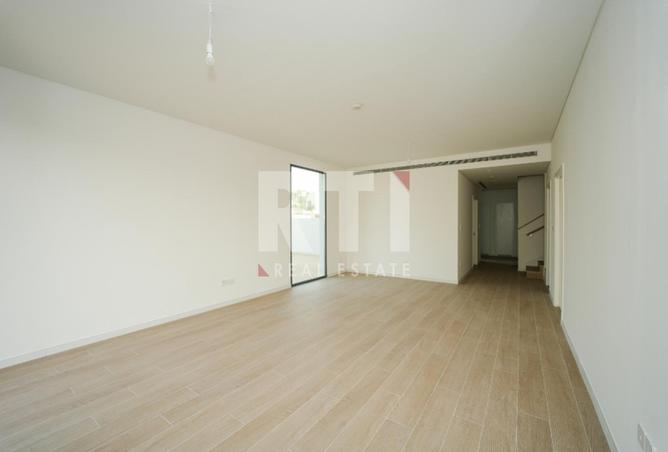 135161112 - Property Image 2