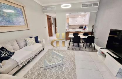 Apartment - 1 Bedroom - 2 Bathrooms for sale in Regent Court - District 14 - Jumeirah Village Circle - Dubai