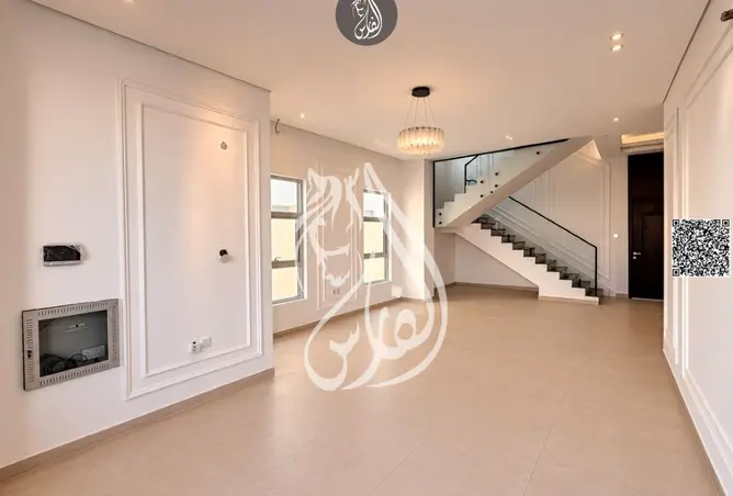 155523927 - Property Image 3