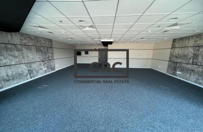 Office Space - Studio - 1 Bathroom for rent in The Regal Tower - Business Bay - Dubai
