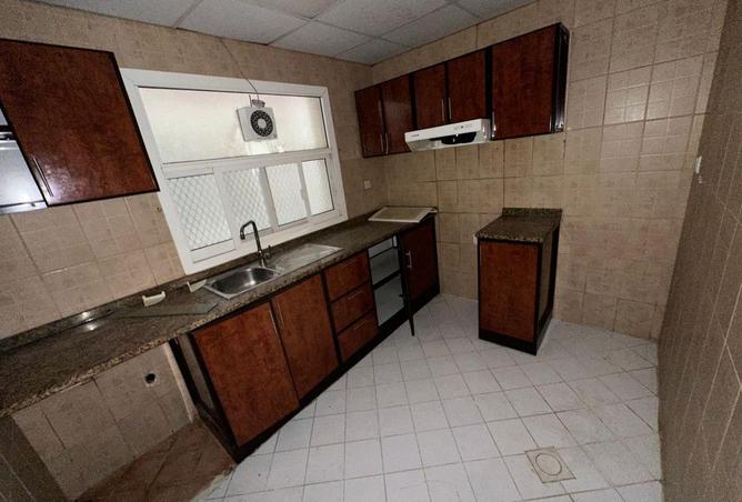 77392189 - Property Image 3