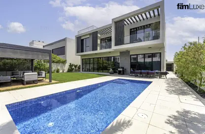 Villa - 5 Bedrooms - 6 Bathrooms for sale in District 6 - Jumeirah Park - Dubai