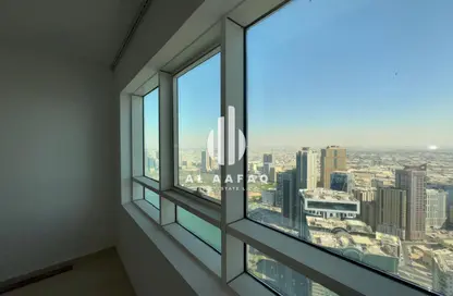 Apartment - 3 Bedrooms - 4 Bathrooms for rent in Ameer Bu Khamseen Tower - Al Majaz 3 - Al Majaz - Sharjah