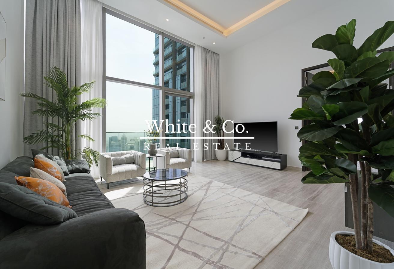 Luxury Living | Huge Layout | Marina View photo 6