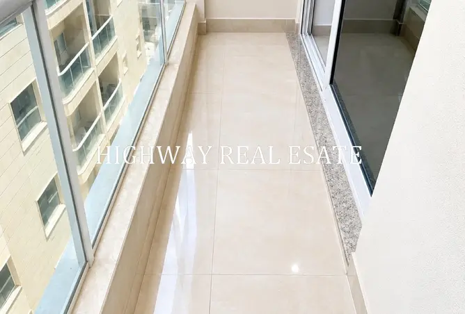 155571373 - Property Image 3