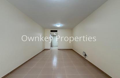 Apartment - Studio - 1 Bathroom for rent in Golden Sands 6 - Al Mankhool - Bur Dubai - Dubai Apartment - Studio - 1 Bathroom for rent in Golden Sands 6 - Al Mankhool - Bur Dubai - Dubai