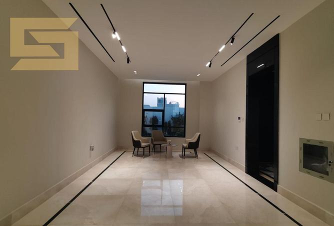 132521295 - Property Image 2