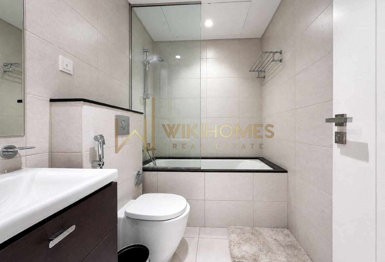 Well Maintained | Large Balcony | Prime Location photo 6