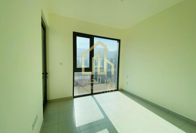 68683859 - Property Image 3