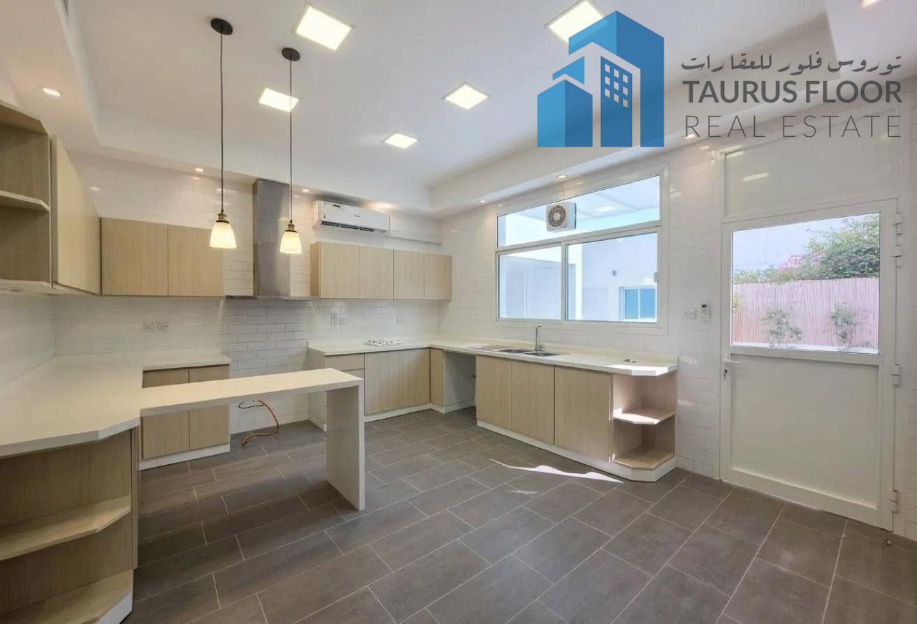 5BR+Maidroom|| Private Garden|| Community Pool photo 7