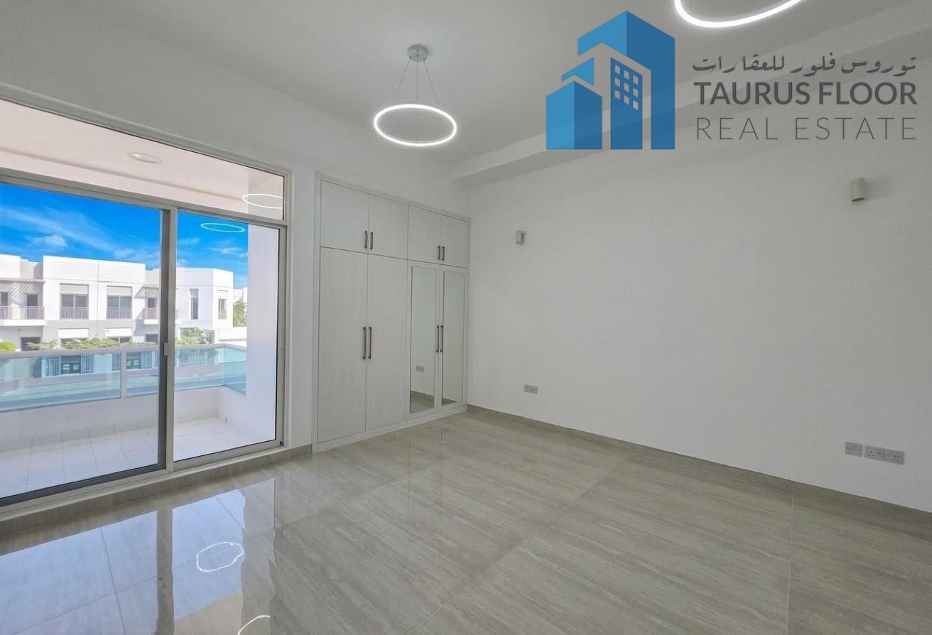 5BR+Maidroom|| Private Garden|| Community Pool photo 8