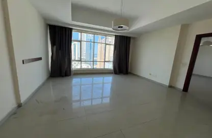 Apartment - 3 Bedrooms - 3 Bathrooms for rent in Al Taawoon Tower 1 - Al Taawoon Towers - Al Khan - Sharjah