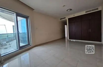 شقة - 2 غرف نوم - 3 حمامات للايجار في برج كونكر - شارع الشيخ مكتوم بن راشد - عجمان