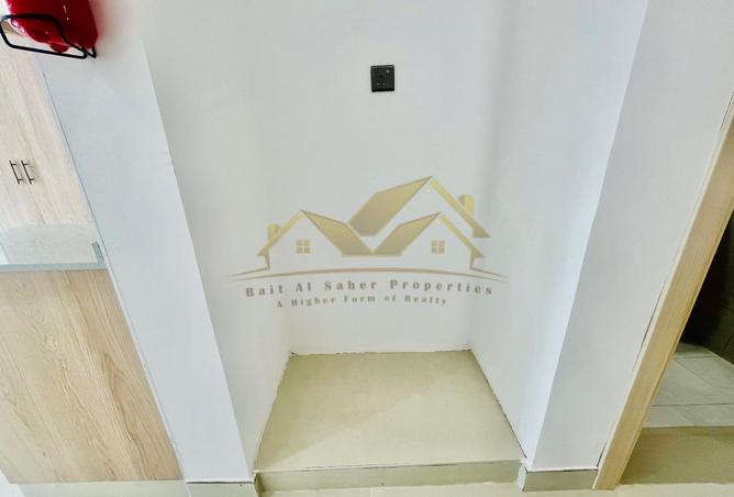 120182918 - Property Image 2