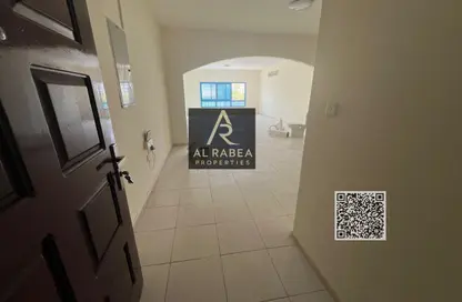 Apartment - 2 Bedrooms - 3 Bathrooms for rent in Al Rumailah building - Al Rumailah 2 - Al Rumaila - Ajman