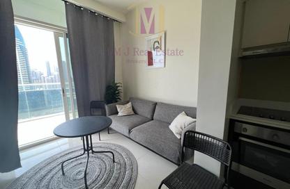 Apartment - 1 Bedroom - 2 Bathrooms for sale in Vera Residences - Business Bay - Dubai