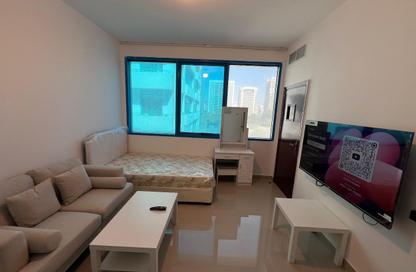 Apartment - Studio - 1 Bathroom for rent in Zayed the First Street - Al Khalidiya - Abu Dhabi