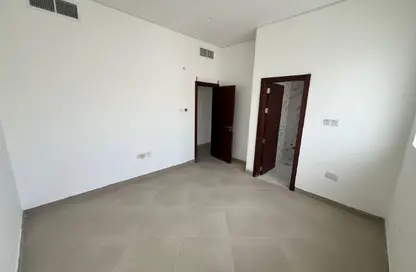 Apartment - 1 Bedroom - 2 Bathrooms for rent in Al Qulaya'ah - Al Sharq - Sharjah