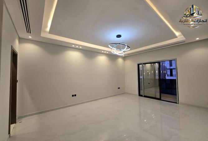 127920794 - Property Image 3