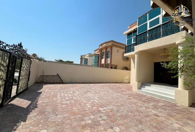 121116167 - Property Image 2