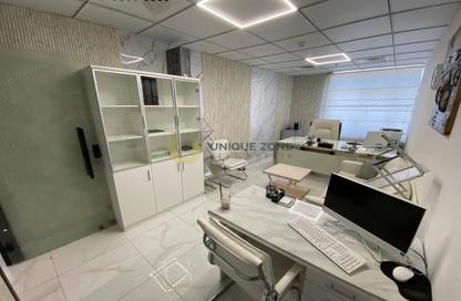 Office Space - Studio - 1 Bathroom for rent in Al Garhoud - Dubai