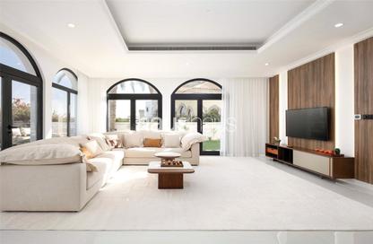 Villa - 5 Bedrooms - 6 Bathrooms for rent in Garden Homes Frond M - Garden Homes - Palm Jumeirah - Dubai Villa - 5 Bedrooms - 6 Bathrooms for rent in Garden Homes Frond M - Garden Homes - Palm Jumeirah - Dubai