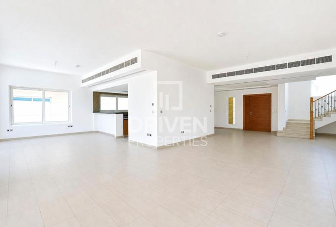131997940 - Property Image 2