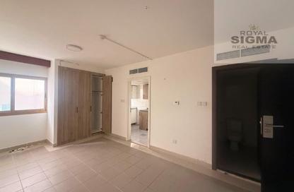 Apartment - Studio - 1 Bathroom for rent in Mankhool Building - Al Mankhool - Bur Dubai - Dubai