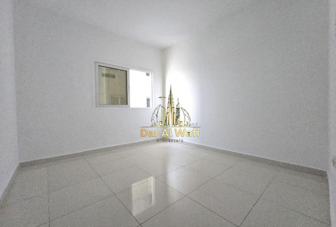 69892600 - Property Image 2