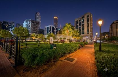 Apartment - 1 Bedroom - 2 Bathrooms for rent in Jumeirah Garden City - Al Satwa - Dubai