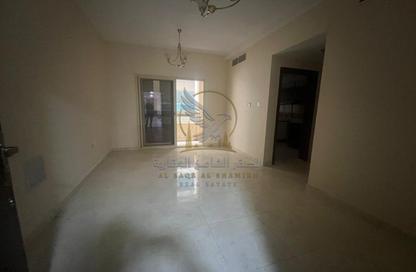 Apartment - 1 - 2 for rent in Al Majaz 3 - Al Majaz - Sharjah Apartment - 1 - 2 for rent in Al Majaz 3 - Al Majaz - Sharjah