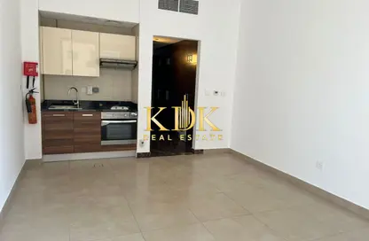 Apartment - 1 Bathroom for rent in Sparkle Tower 2 - Sparkle Towers - Dubai Marina - Dubai