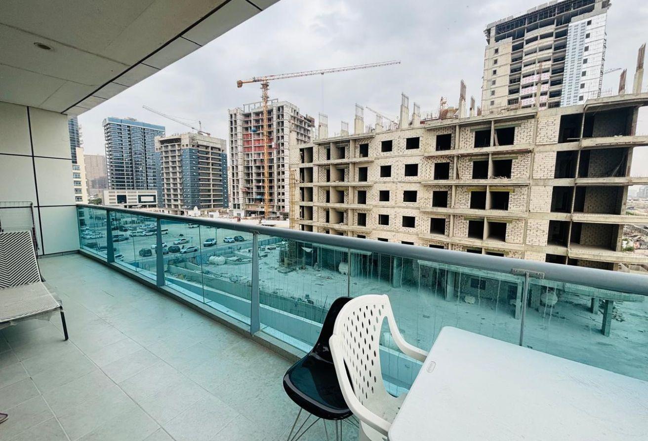 Fully Renovated Apartment| Low Floor | Vacant Now photo 13