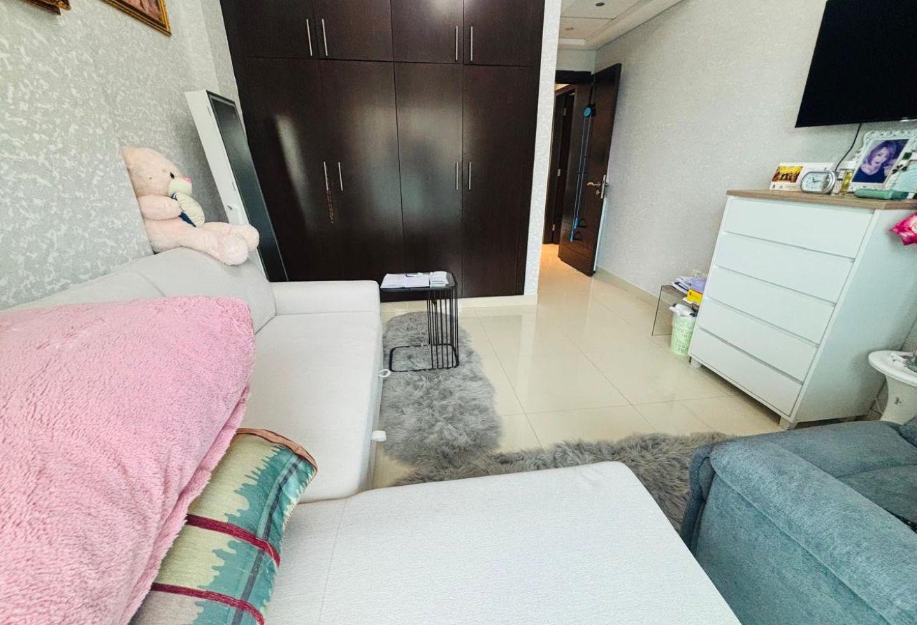 Fully Renovated Apartment| Low Floor | Vacant Now photo 7